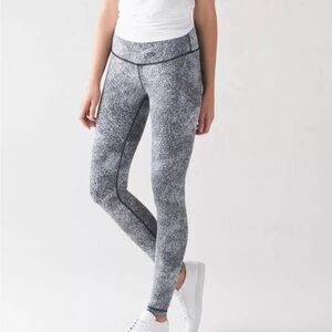 Lululemon Wunder Under Pant Hi-Rise Luon Spray Jacquard White Black Womens Sz 2